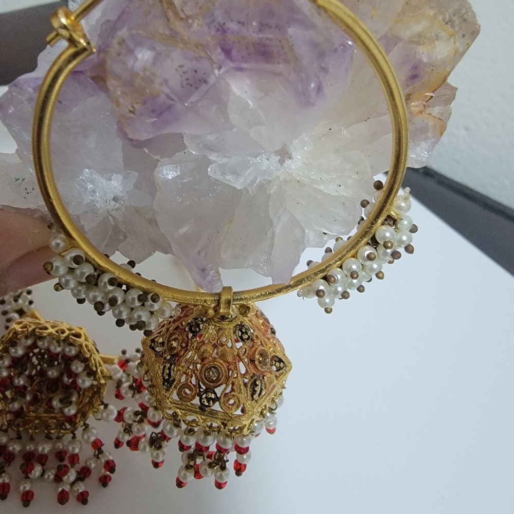 Earring - Picture 4 of 5